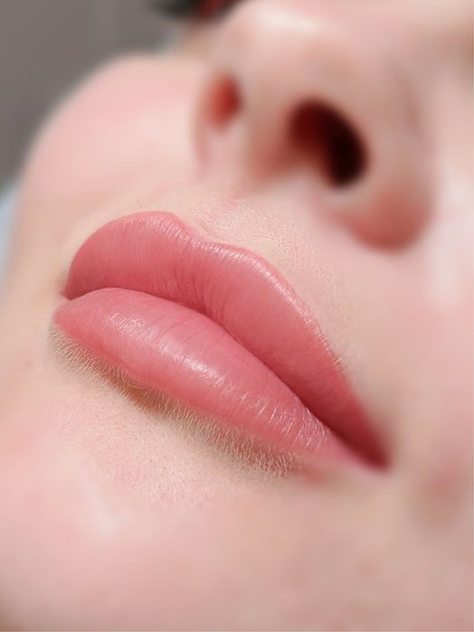 Makijaż permanentny brwi, usta, kreski, permanentny