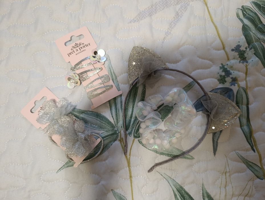 Аксесуари для волосся / Різні заколки, гумки, обруч