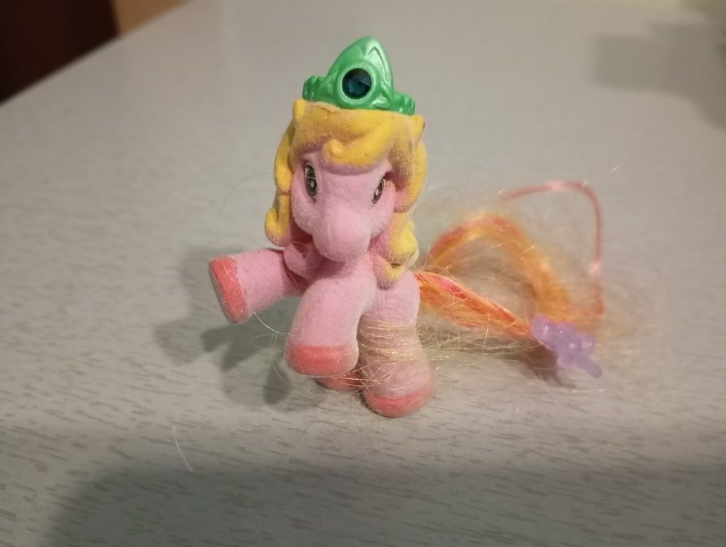 Unicórnios miniaturas