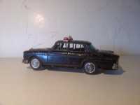 Carro brinquedo taxi em Chapa
