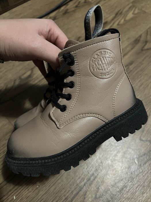 Ботінки осінні