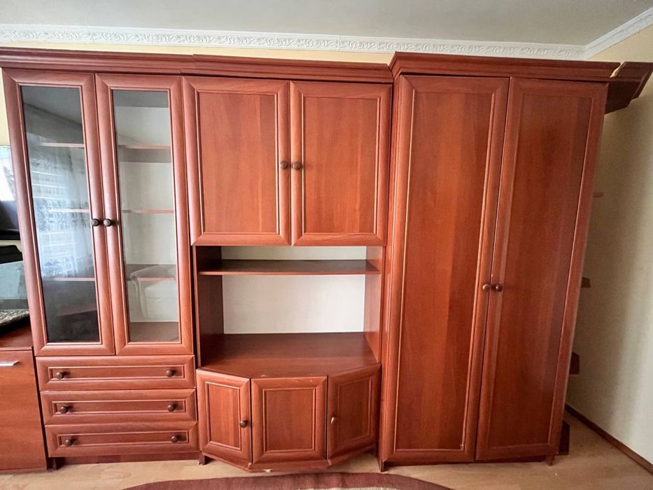 Стінка  для вітальні