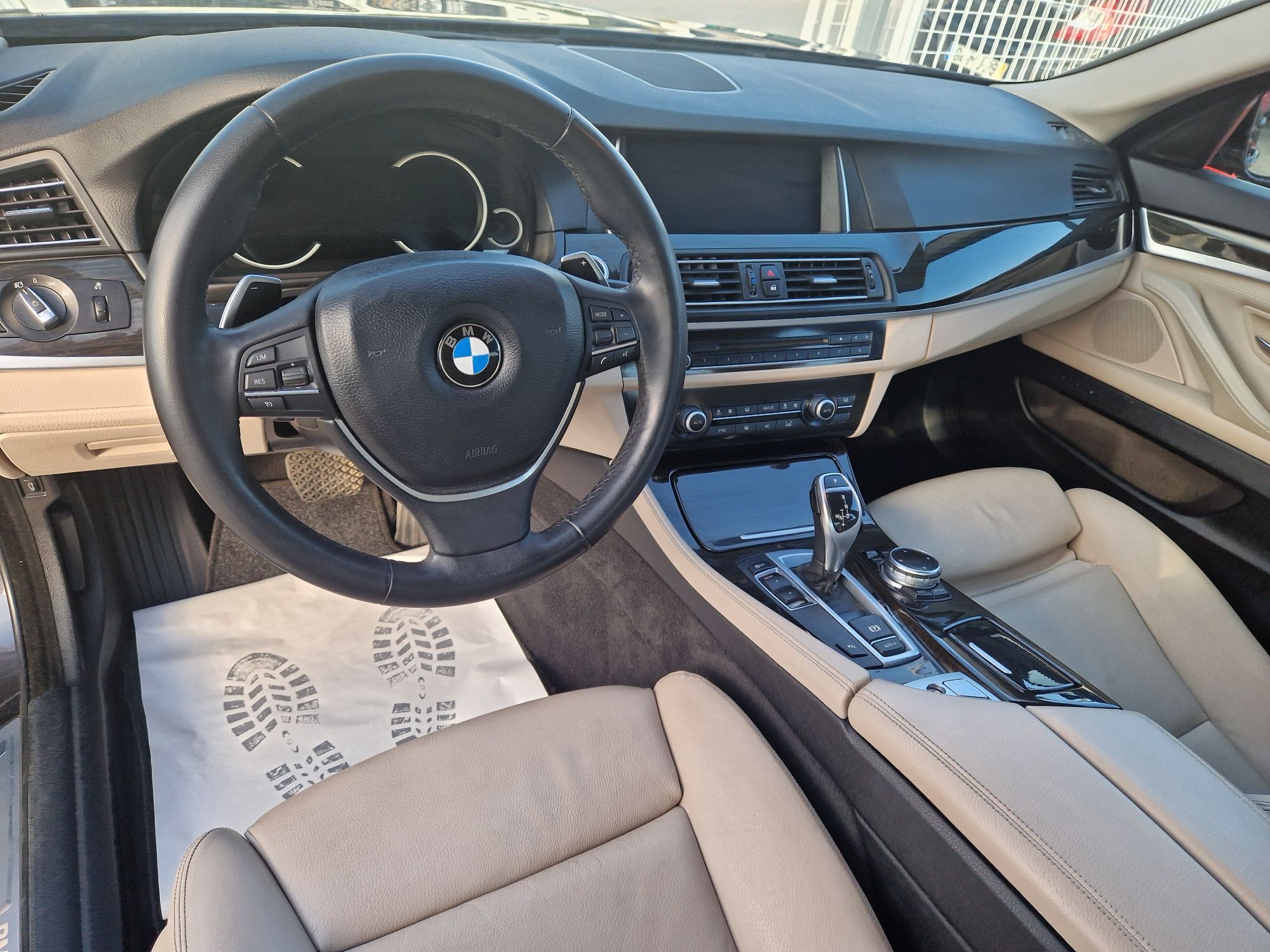 BMW 525D luxury edition