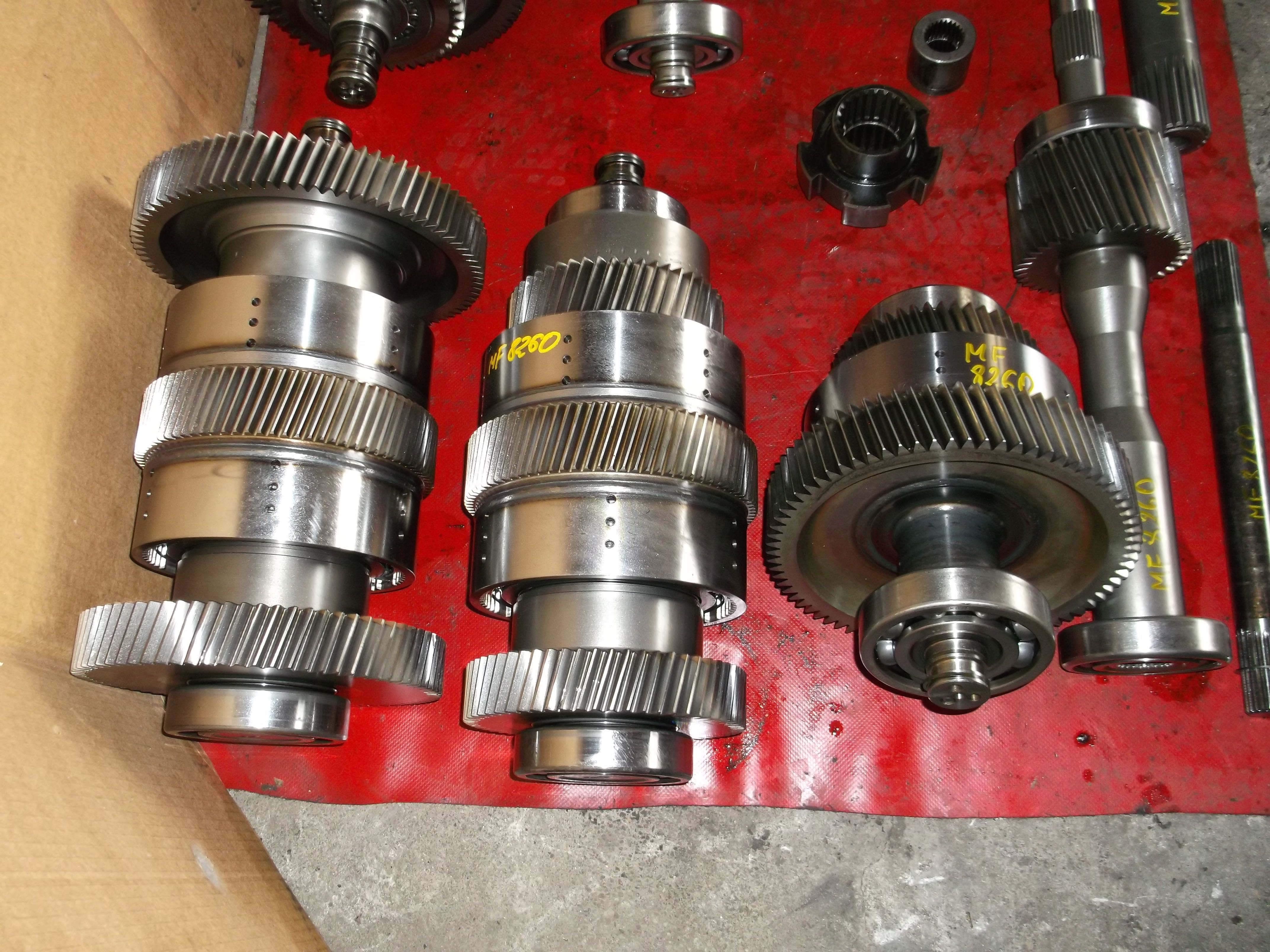 Massey Ferguson 8220,8240,8260 --skrzynia,kosz,wałek,obudowa,rewers--