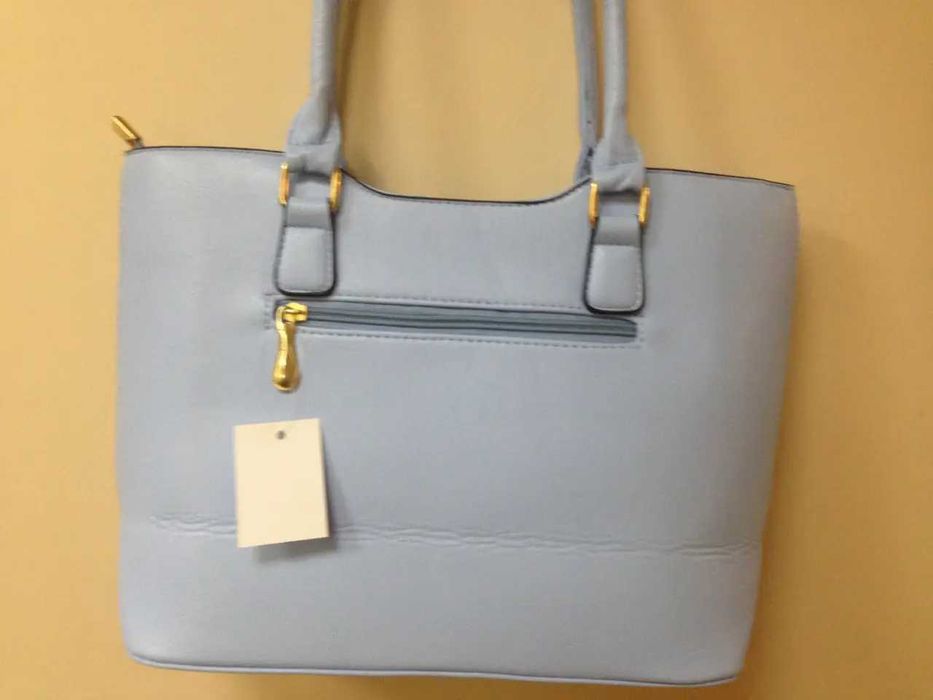 Женская голубая сумка из текстурной эко кожи под крокодила