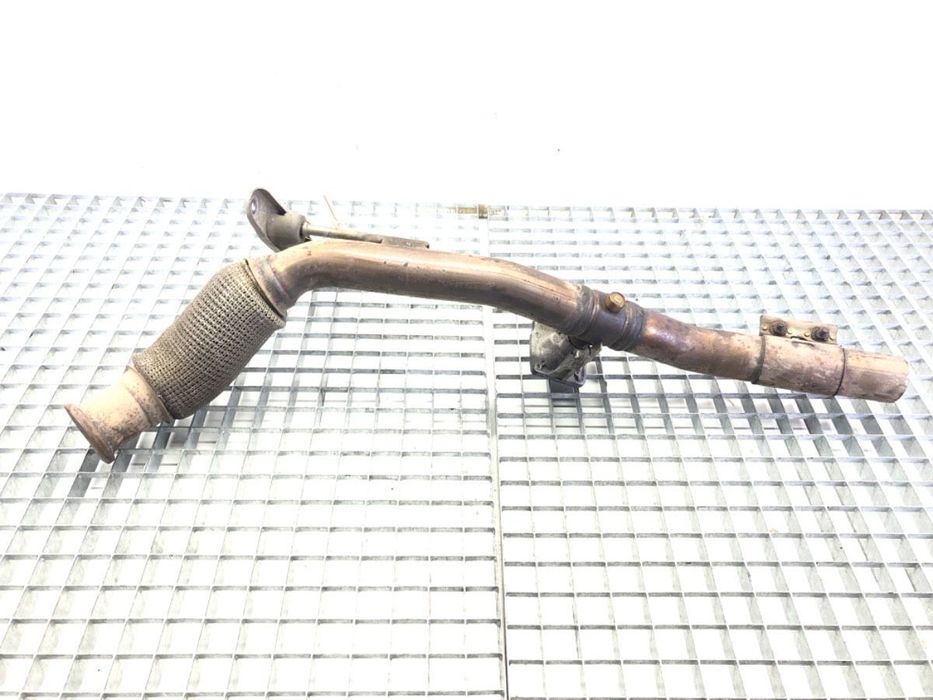 PRZEPUSTNICA WYDECHU  VW PASSAT B8 Variant (3G5, CB5) 2014 - 2022 2.0 TDI 110 kW [150 KM] olej