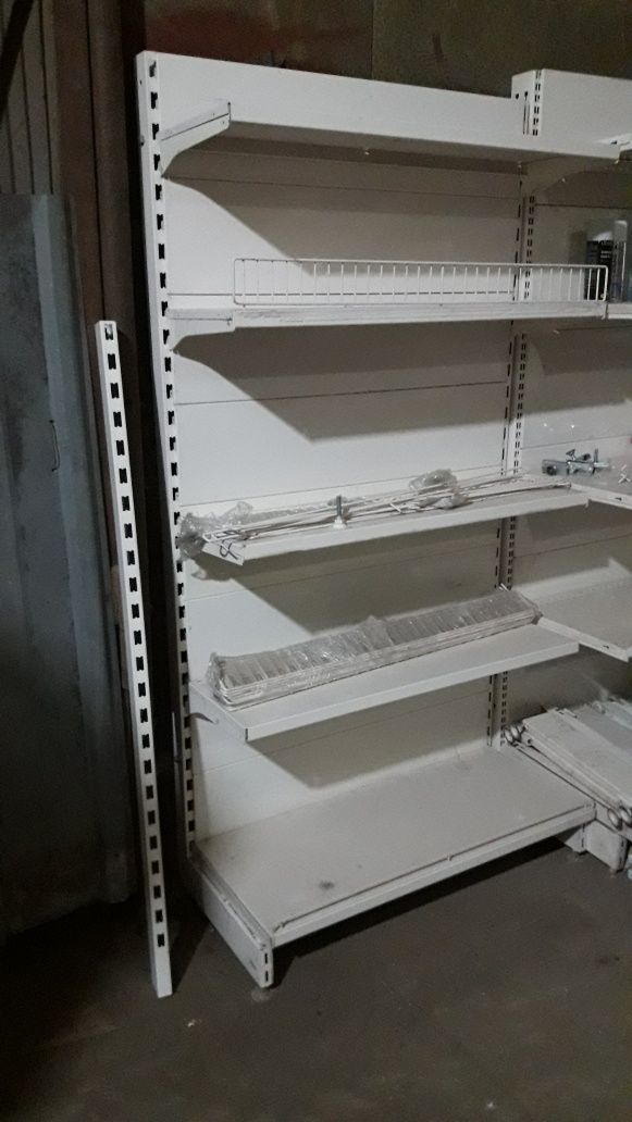 Пристенные стеллажи, островные, перфорированные, угловые