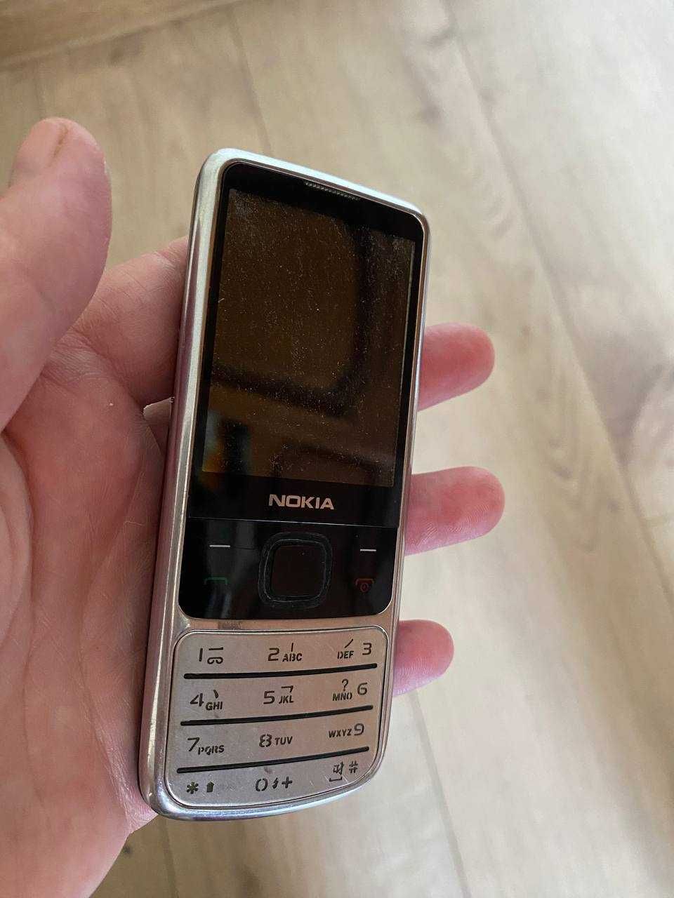 Продам мобильный телефон Nokia 6700 C++