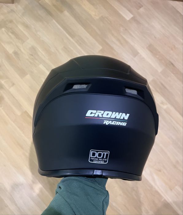 Продам шоломи Crown Racing