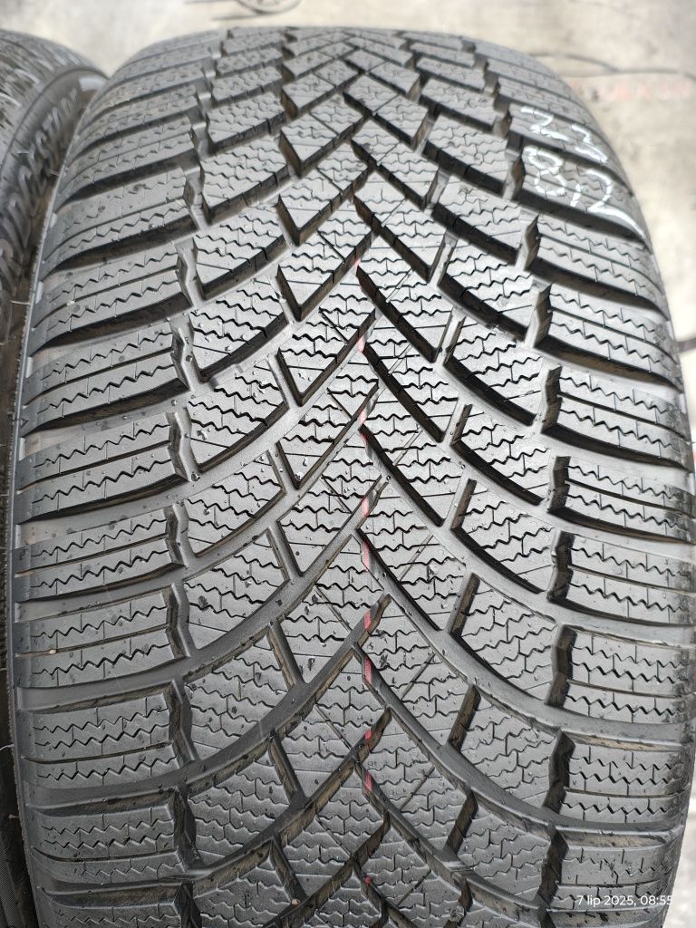 235/40r20 96H Bridgestone Blizzak LM 005