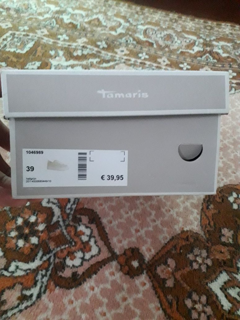 Продам жіночі кеди 39розмір нові 1400гр фірми Tamaris
