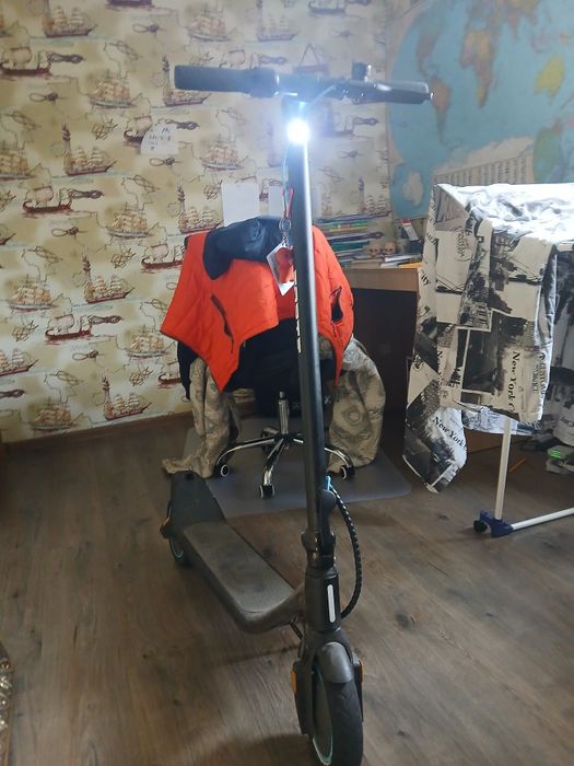 Продам елекро самокат