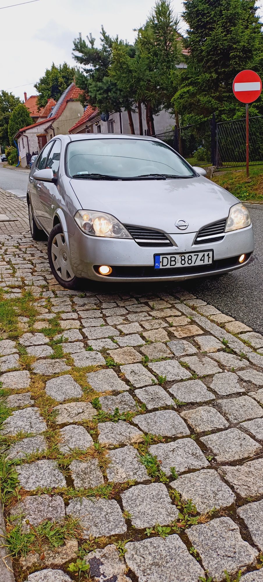 Nissan Primera , kamera ,klima 1,8 benz. Niski prezebieg.