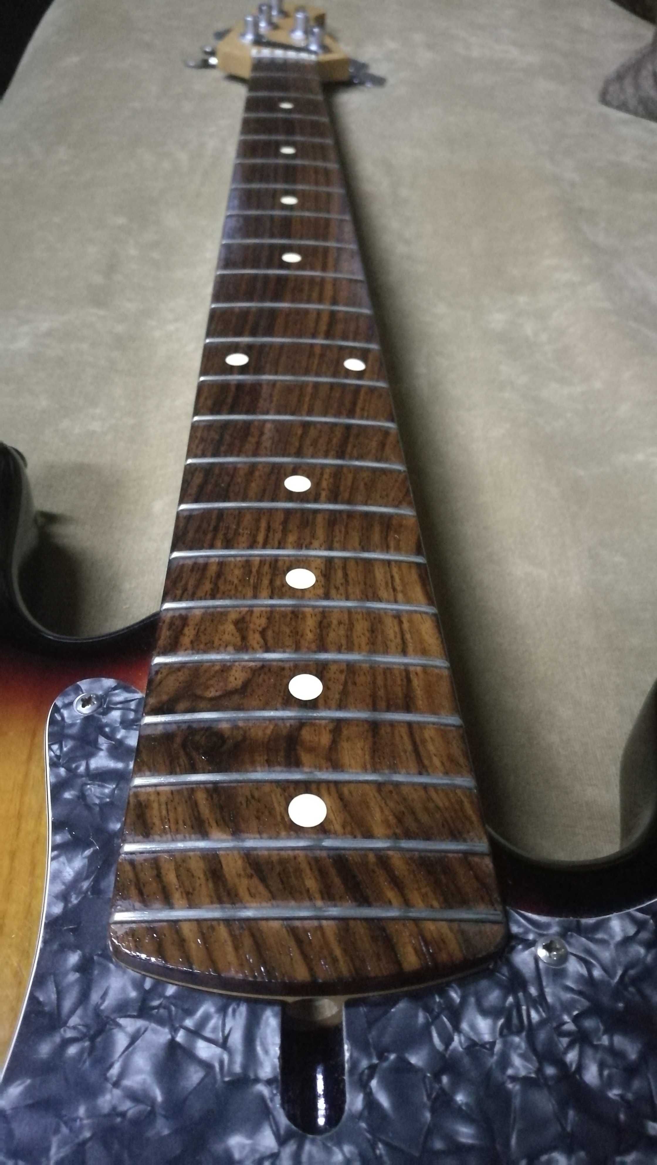 5-струнний бас Lakland Skyline 55-64 modded