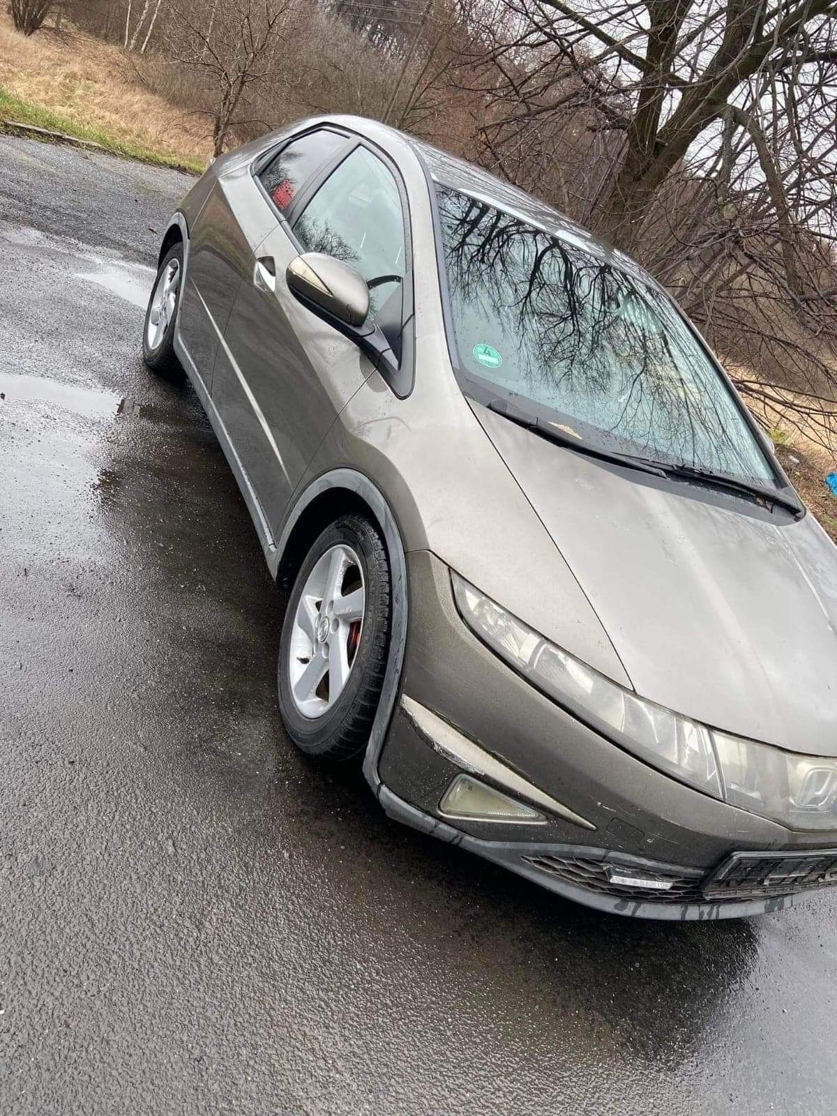 Progi ćwiartki na części Honda Civic VIII UFO