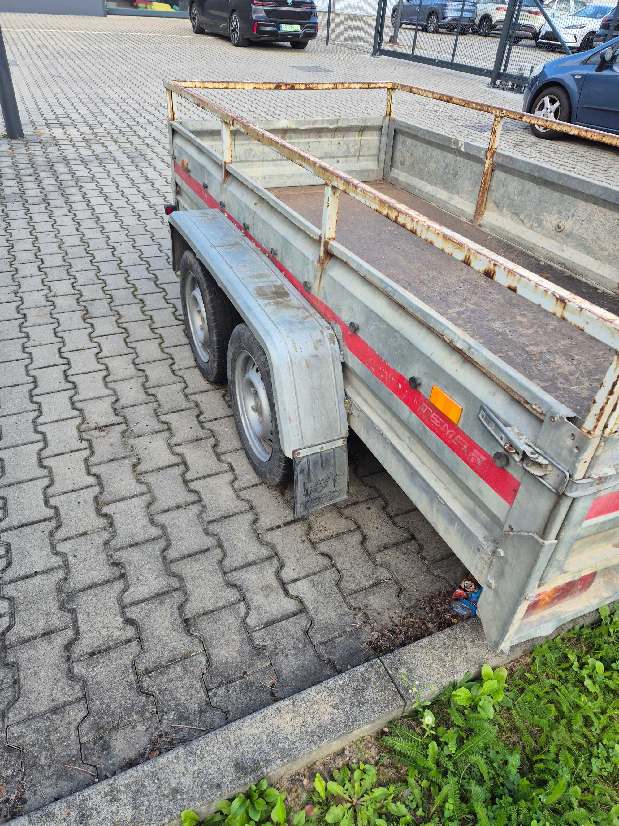 Sprzedam przyczepką