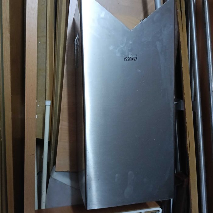 Exaustor e Chaminé marca Zanussi