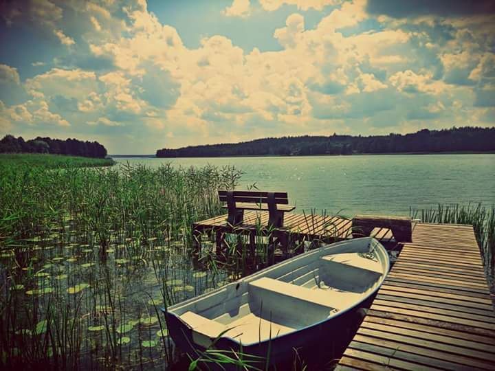 Domek nad jeziorem Sasek Wielki