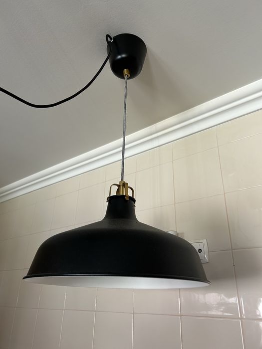 Candeeiro teto preto