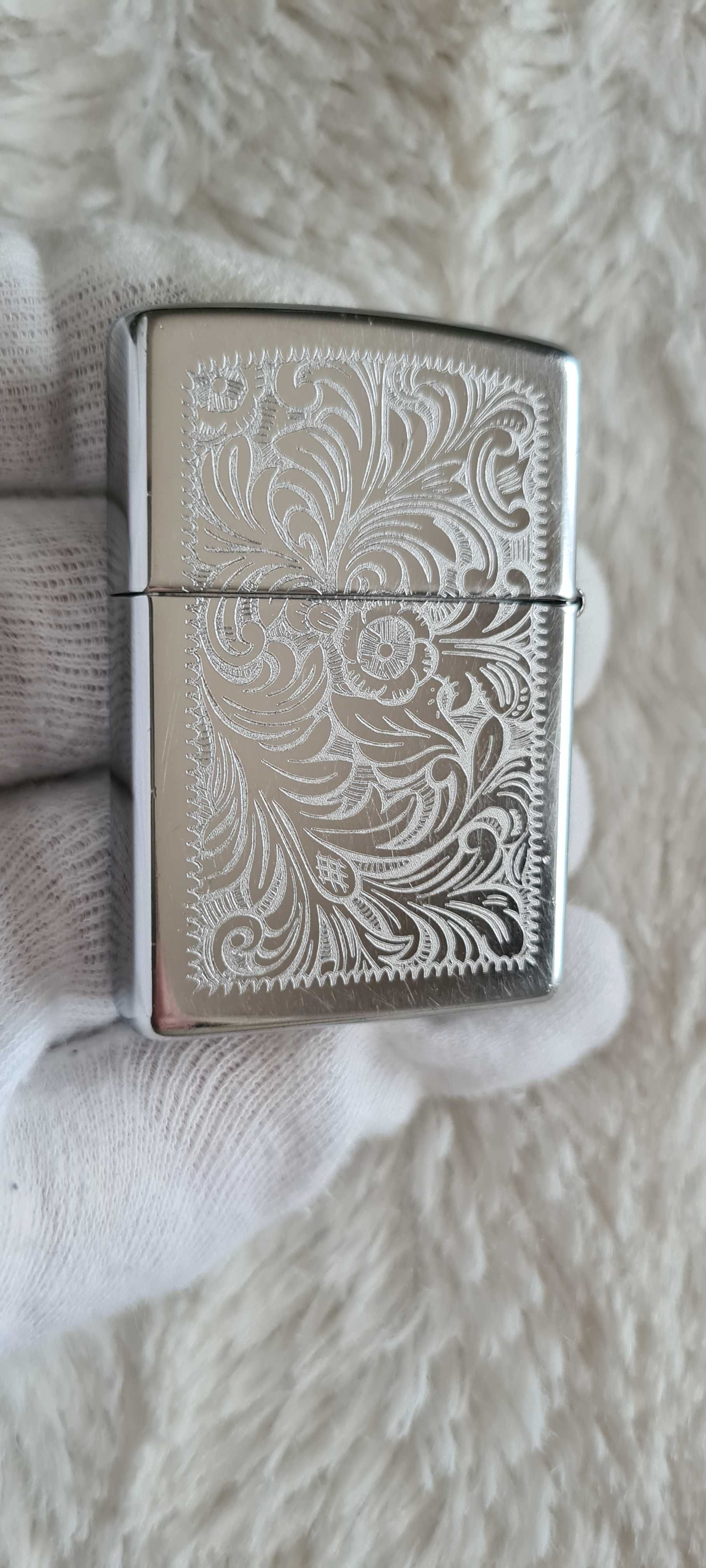 Zapalniczka Zippo VENETIAN Silver