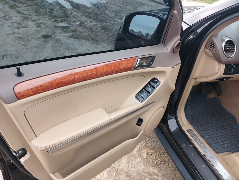 Продам Mercedes ML350