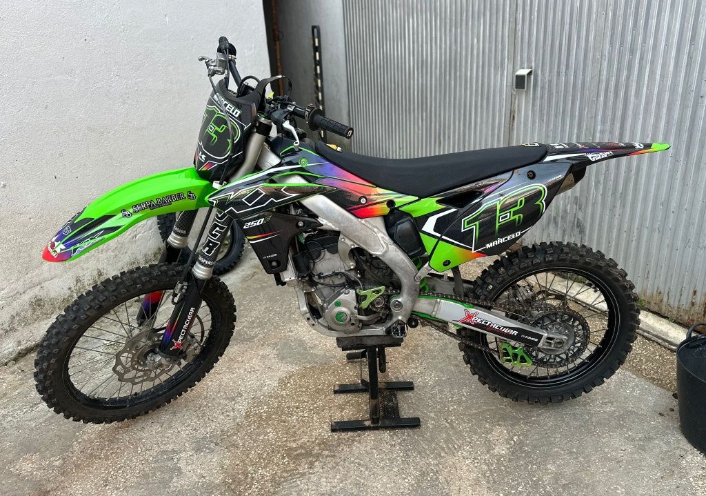 Kawasaki KX 250 F 2016 POSSIBILIDADE DE FINANCIAMENTO