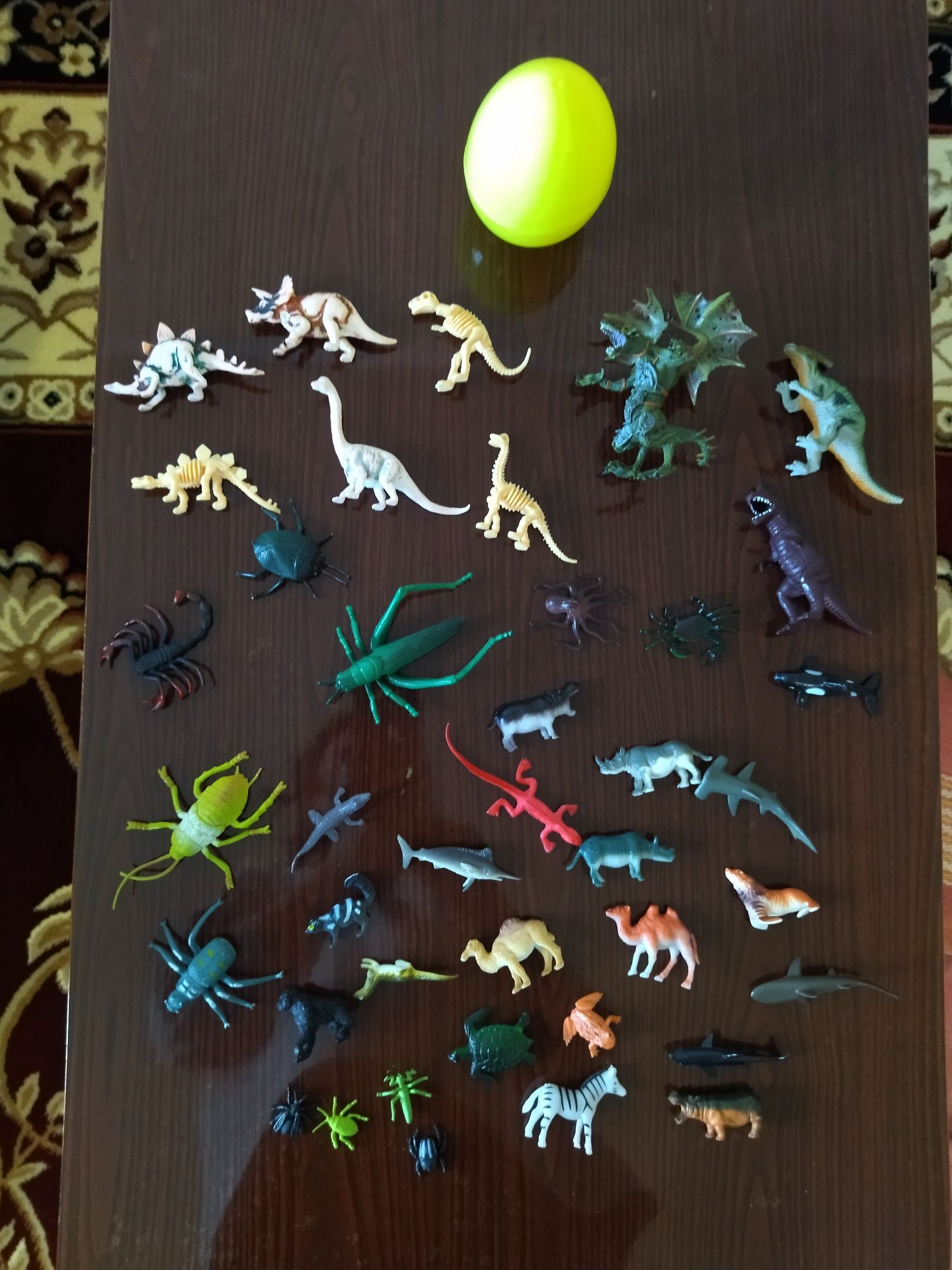 Детские игрушки машинки динозавры животные пазлы