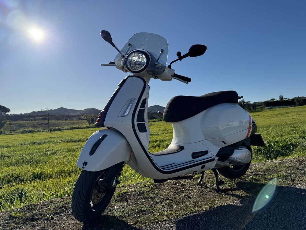 Vespa GTS 300 NOVA Aceito troca por BMW R1200RT ou Honda X ADV 750