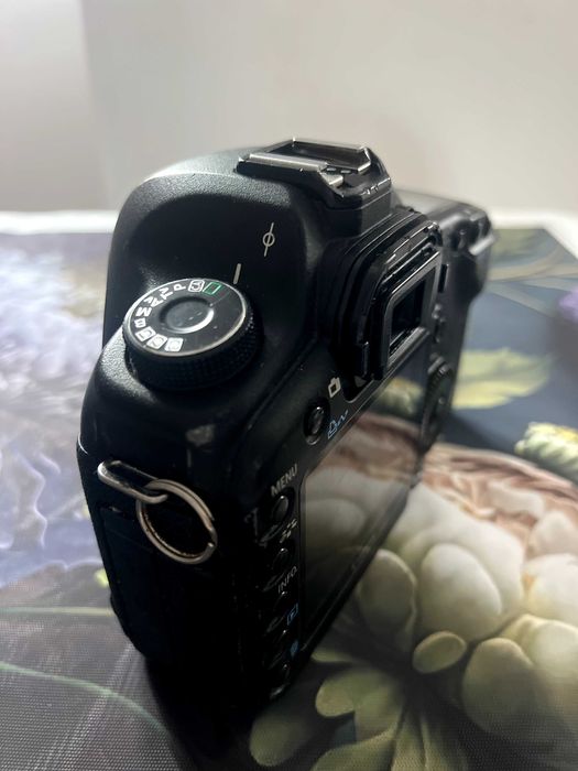 Canon 5 mark ii corpo +Cartão CF 16 GB, tripé Era PRO, controle remoto