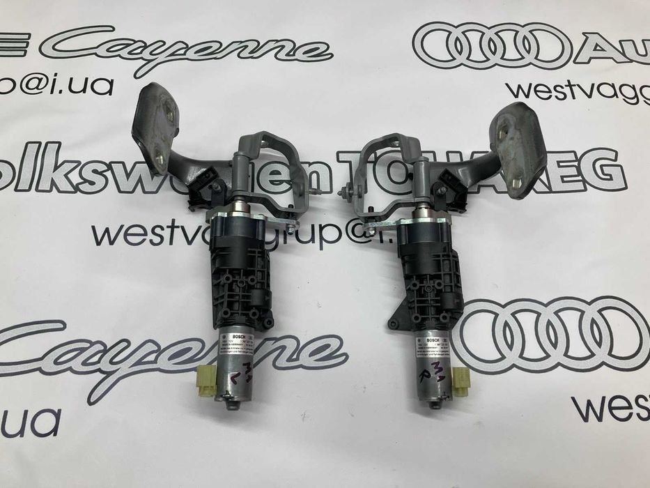 Мотор крышки багажника 4M0827851A \ 4M0827852A Audi Q7 4M 2015 - 2021