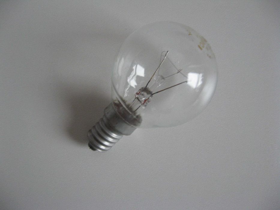 Żarówka 24V 25W gwint E14