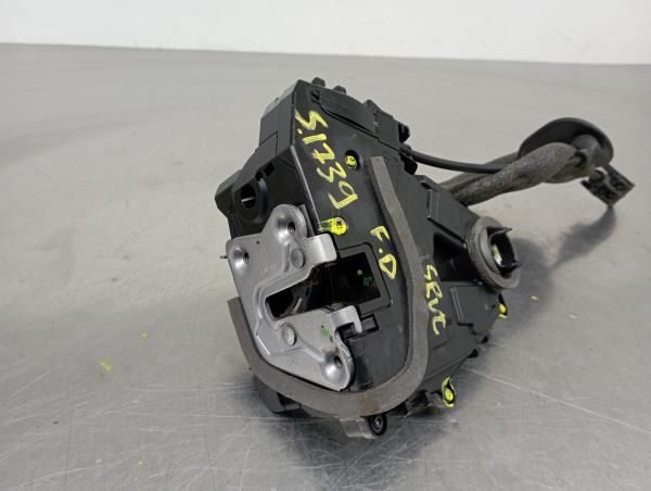 Fechadura / fecho porta frente direito RENAULT Captur II