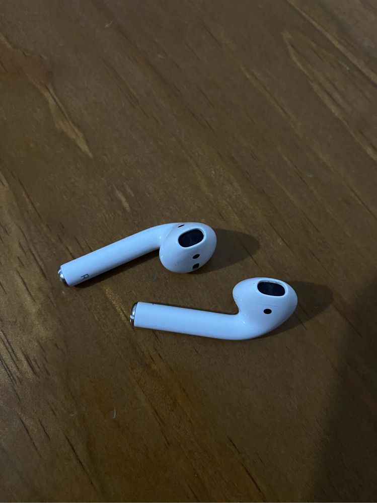 Apple Airpods novos