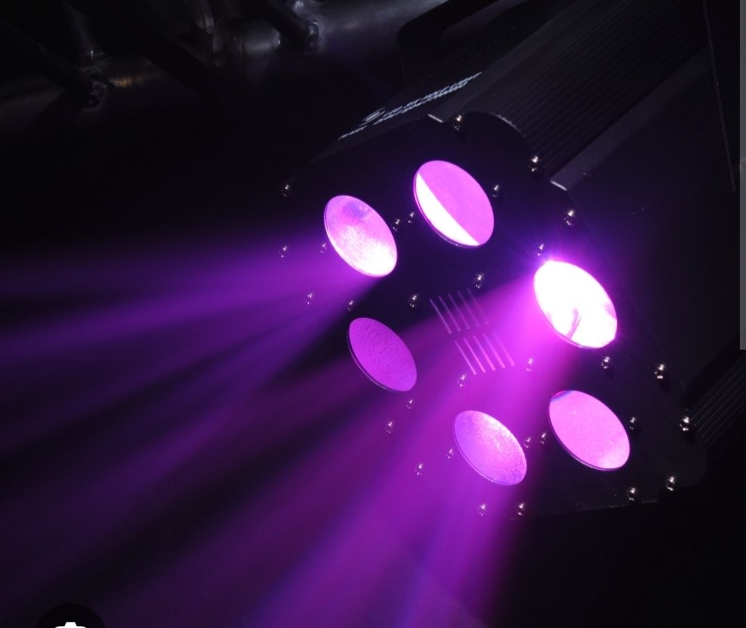 Światła LED six hole flash reflektory 2szt