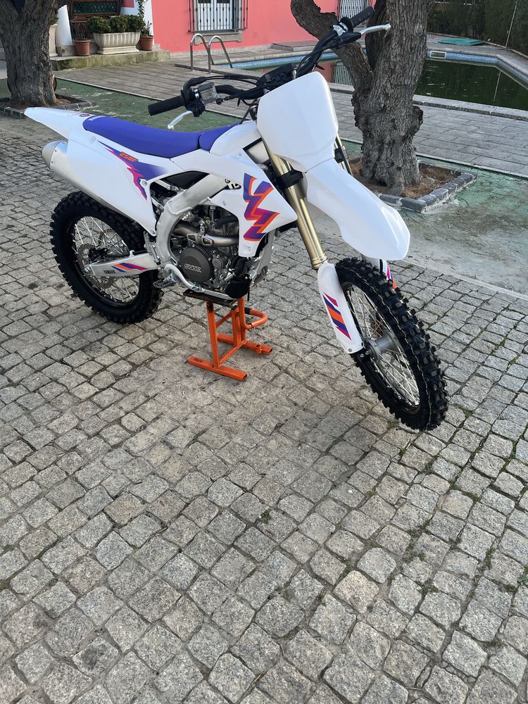 Yamaha  Yz 250F.