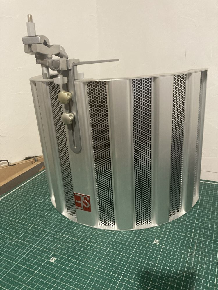 Акустичний екран sE Electronics RF SPACE.
