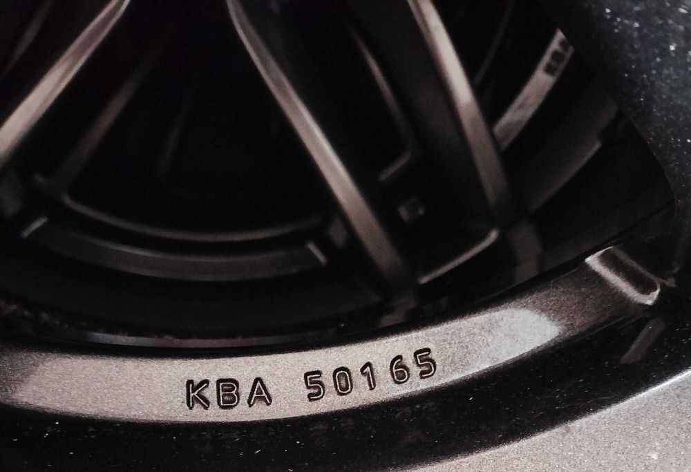 Nowe koła zimowe Volvo 235/60 R18 5x108 - Gwarancja