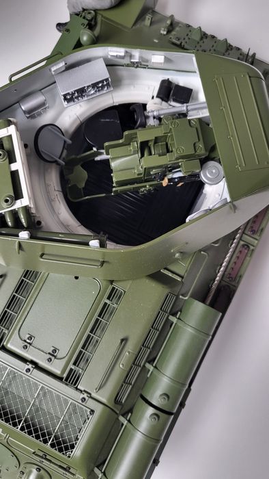 Model czołgu T-34-85 skala 1/16