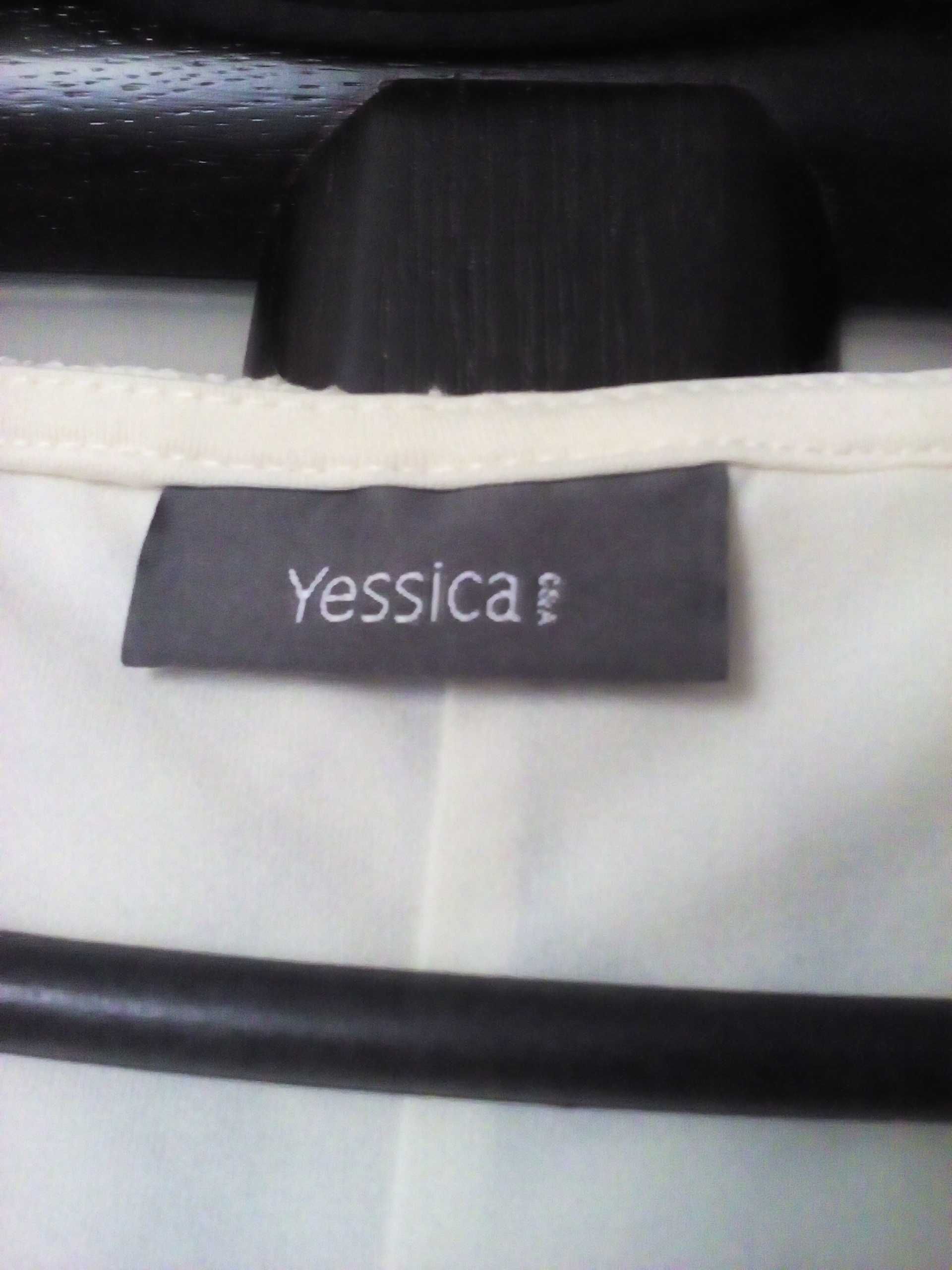Красивое модное гипюровое  платье Yessika (C&A) р.48-50