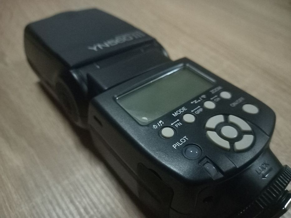 фотовспышка Yongnuo Speedlite YN560 III Для фотоаппаратов