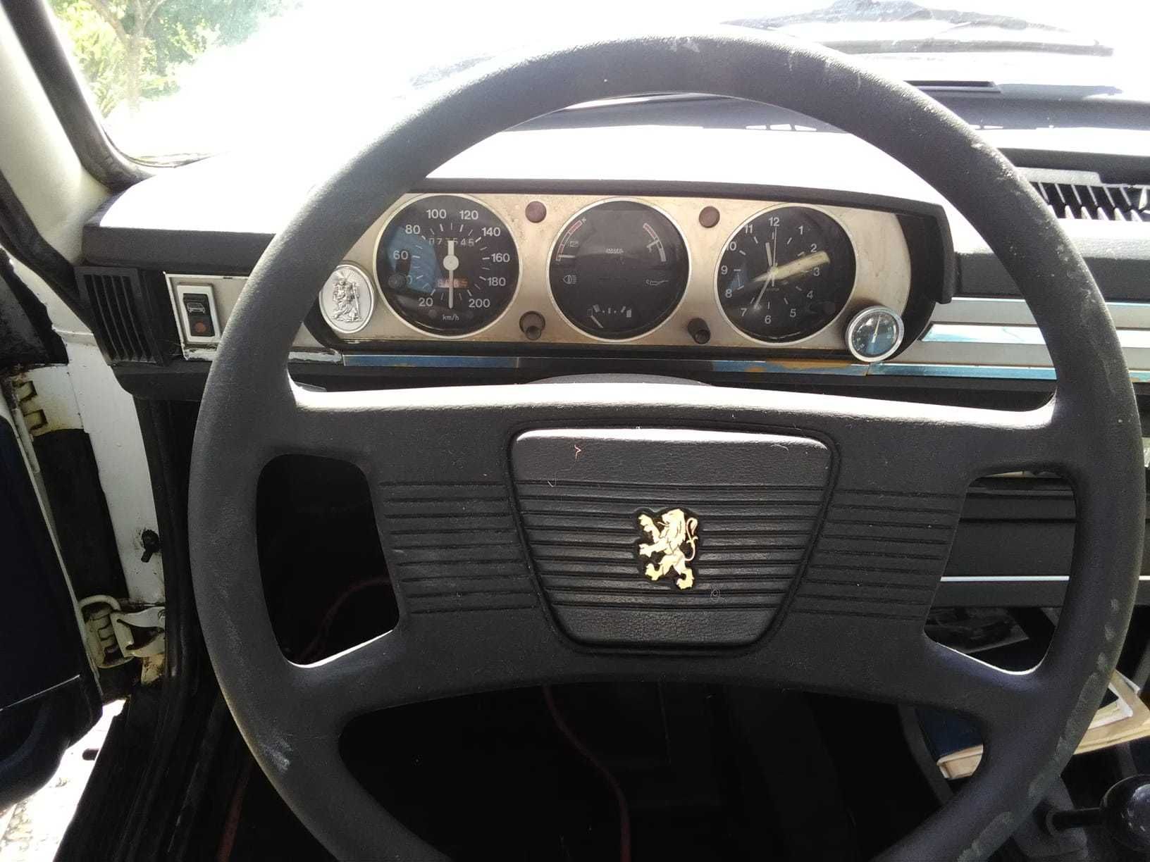 Peugeot 504 a gaolina