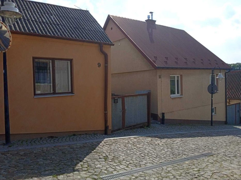 Sprzedam  Dom  w Centrum  Bodzentyna