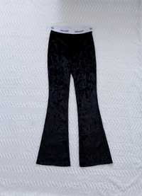 Czarne welurowe spodnie dzwony Tally Weijl rozmiar 38
