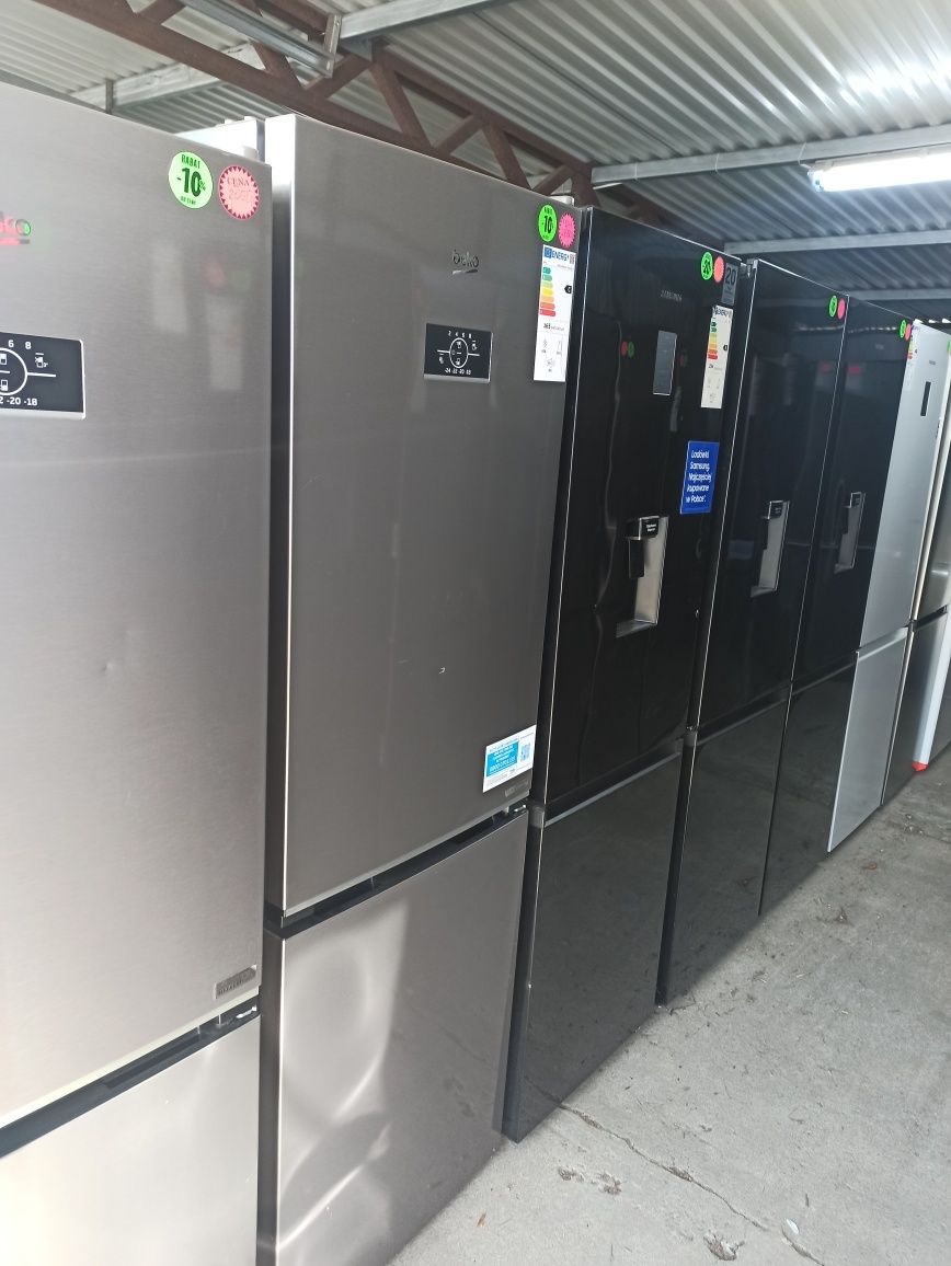 OUTLET Wspólna 6 Janki Lodówka Beko