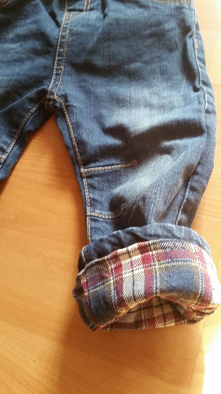 Spodnie jeans Rebel rozmiar 86 na zimę z podszewką