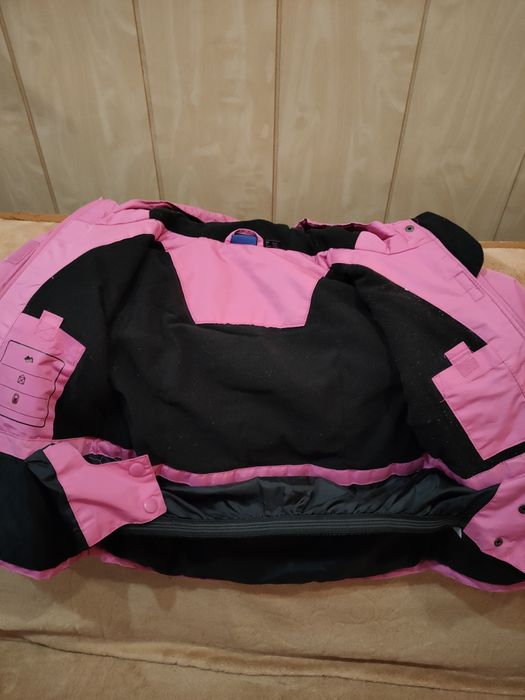 Kurtka różowa  dziewczęca