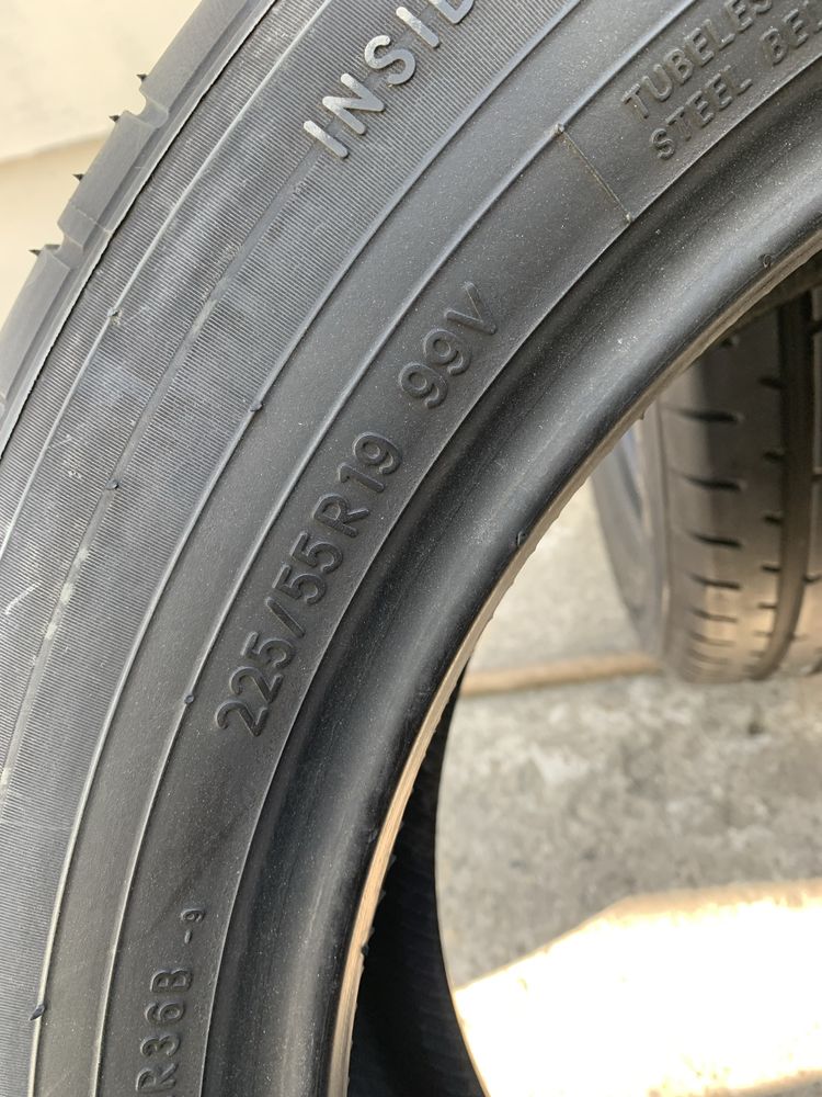 Пара шин Toyo 225/55R19 Proxes R 36 б/У