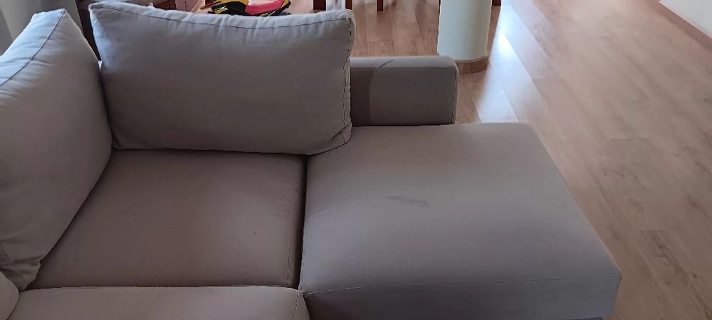 Sofá com chese long