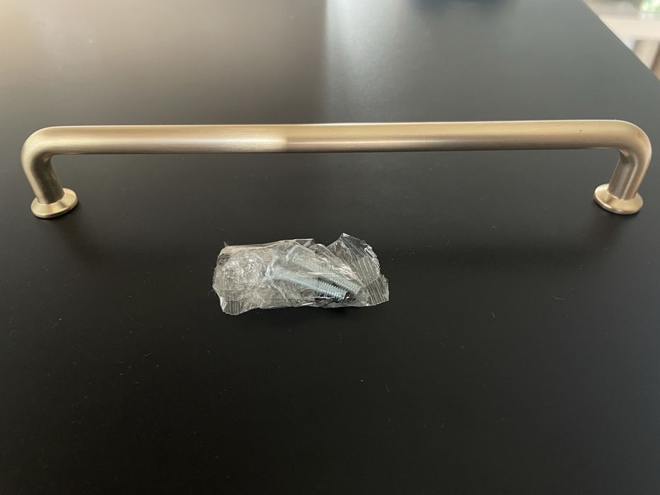 Uchwyt 20cm złoty satyna do szafki