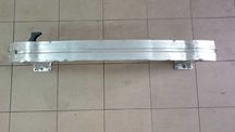 Підсилювач переднього бампера 8R0807113B Audi Q5